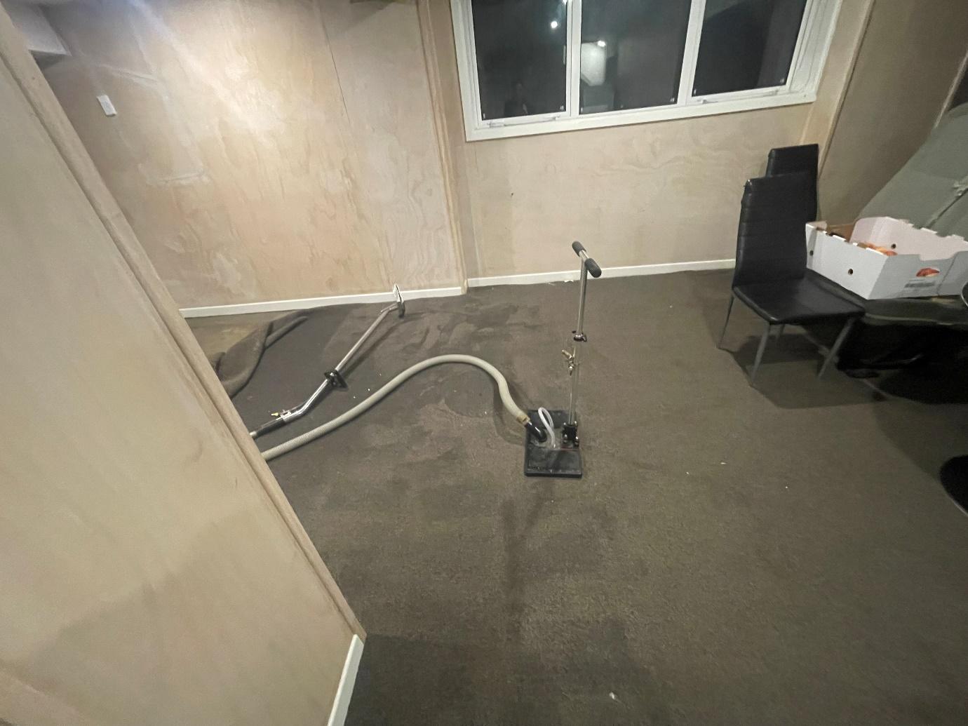 Water extraction equipment operating in an affected internal area